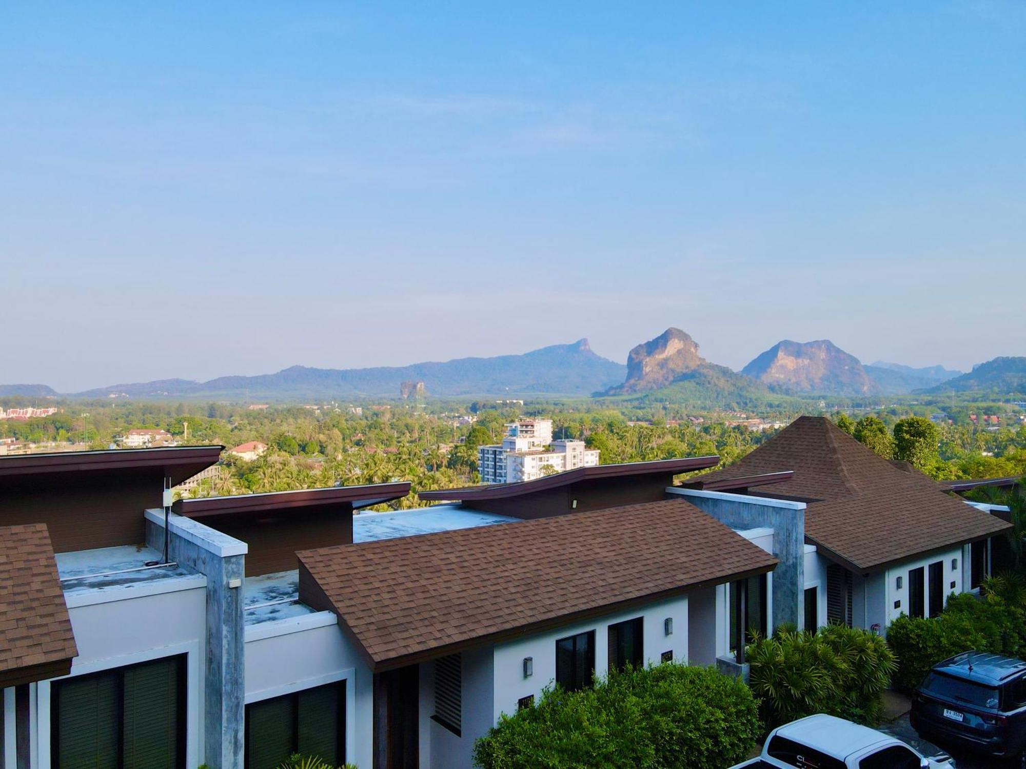 208 Ao Nang, Private Sea View Pool Hotel 4*